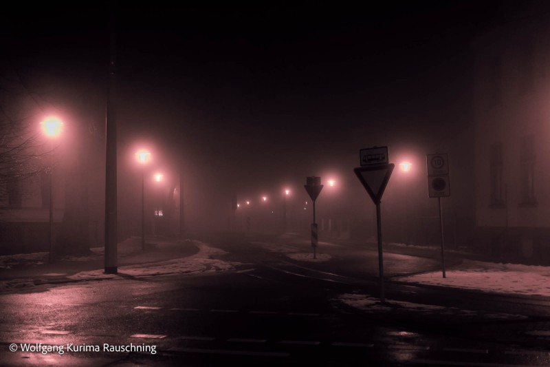Schienen im Nebel